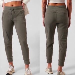 Athleta Trekki North Jogger Pants, Olive Green, Womens 2